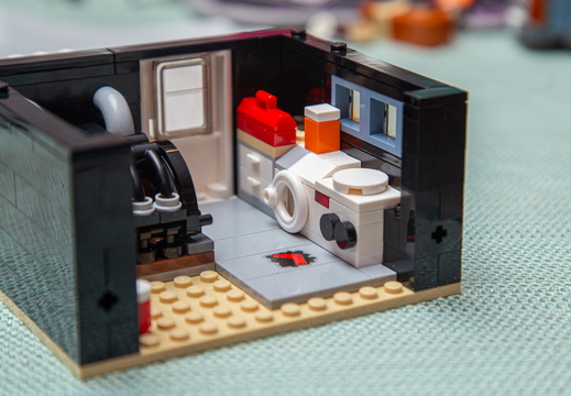 HomeAloneLego-6396